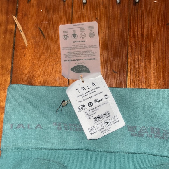 TALA Hosta Shorts in the color Sea, Size Medium - Picture 4 of 6